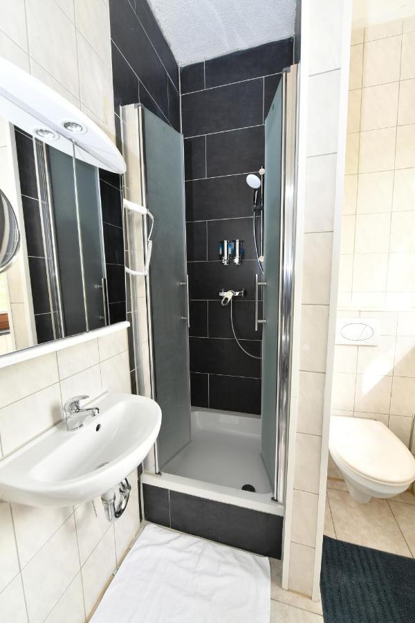 Messe Hotel Wanner Neuhausen auf den Fildern Ngoại thất bức ảnh
